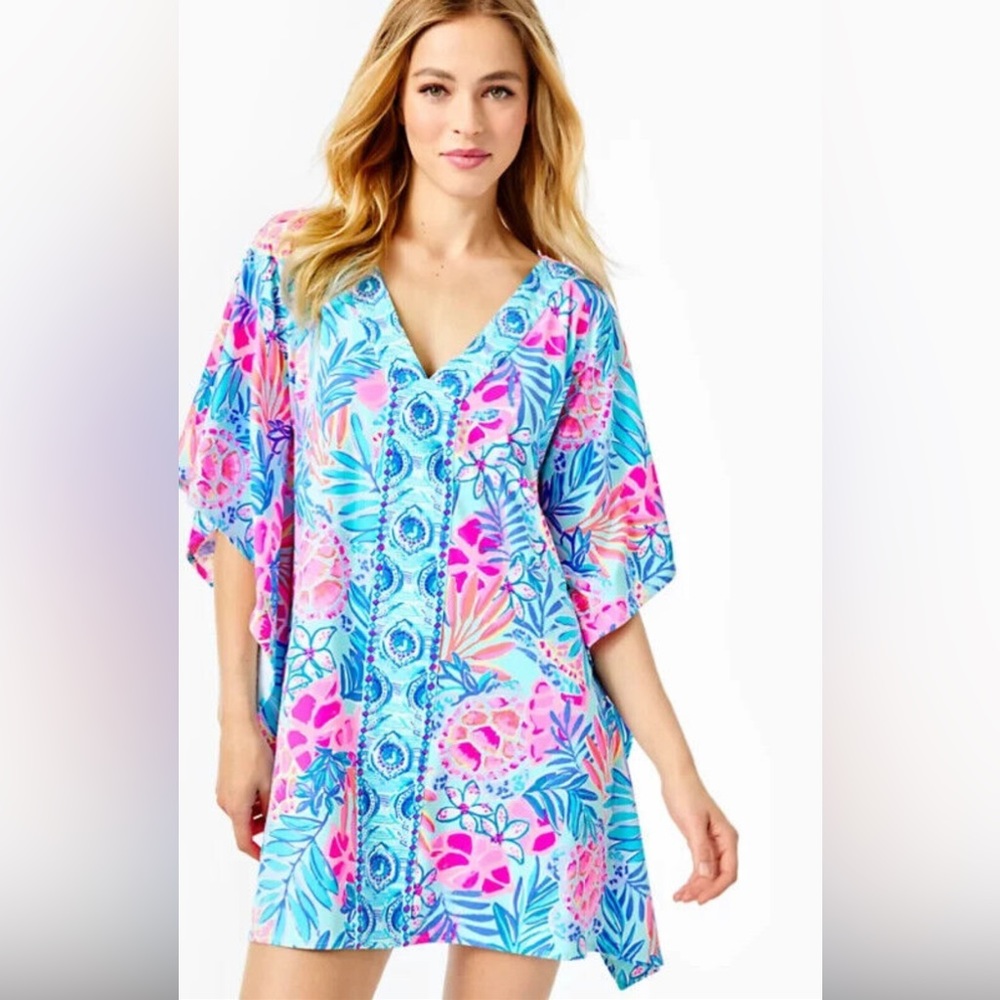 NWT- Size M- Skyla Coverup- Rainforest Retreat Engineered